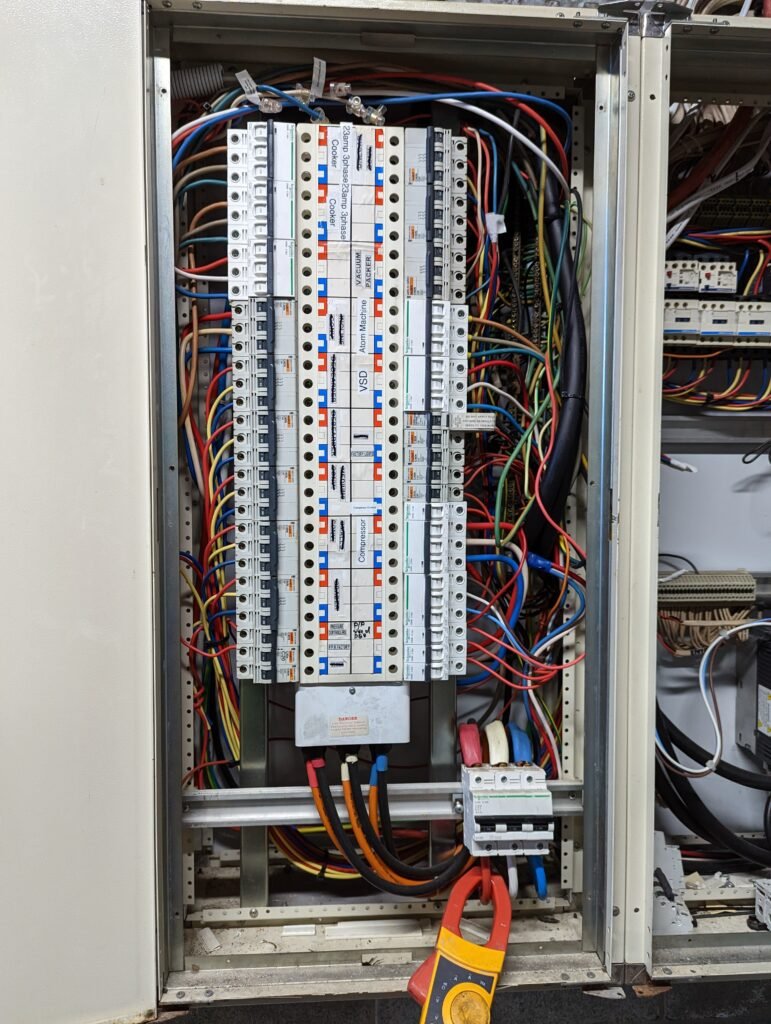 Auckland-Electrical-Switchboard-Commercial-Upgrade